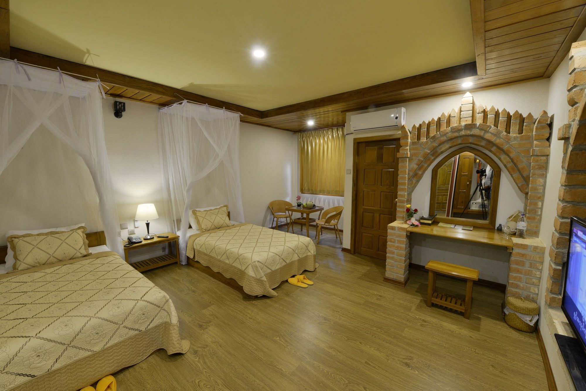 Ann Heritage Lodge Inle Lake Eksteriør billede